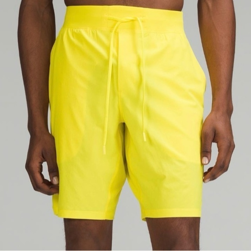 NWT Lululemon T.H.E. Short 9” linerless unisex